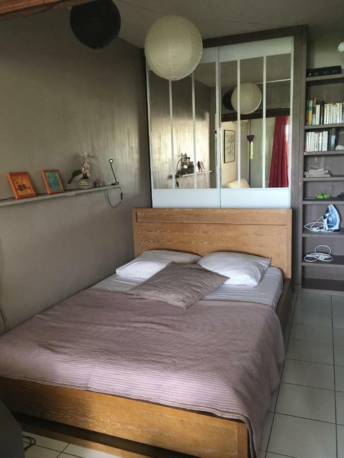 Charmant Studio Saint-Gilles-les Bains Exteriör bild